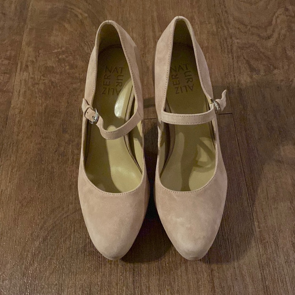COPY - Naturalizer Pink Suede Pumps